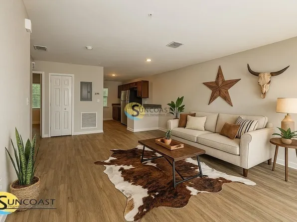 9294 N Travis Dr, Dunnellon, FL 34434