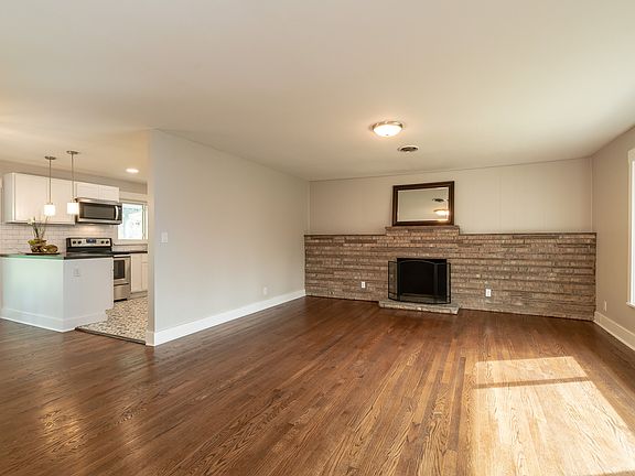 Open concept living/dining
