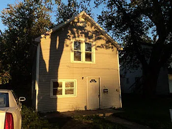432 N Grand Ave — Photo 1