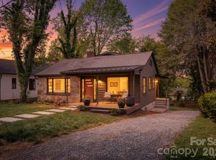 4 Baird Ln, Asheville, NC 28804