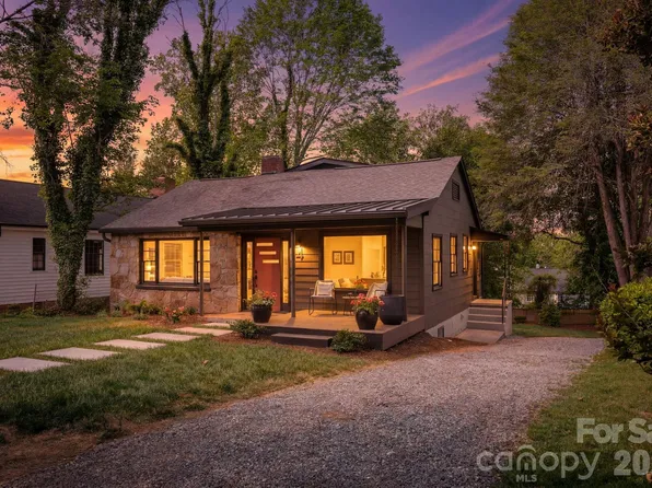 4 Baird Ln, Asheville, NC 28804