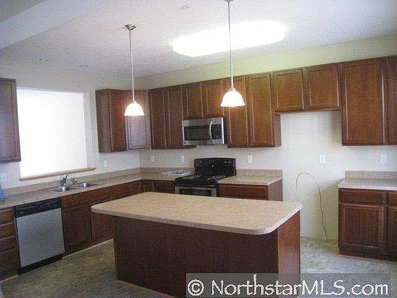 2nd image of 1666 Village Trail E