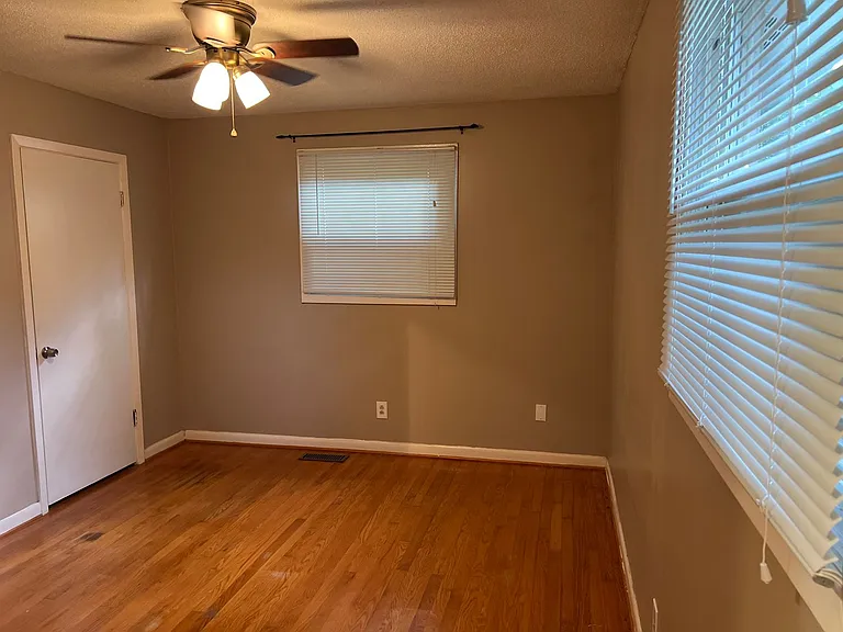 3013 Chestnut View Dr — Photo 13