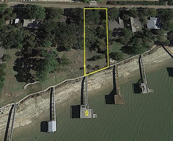1st image of 18451 Briarwood Dr