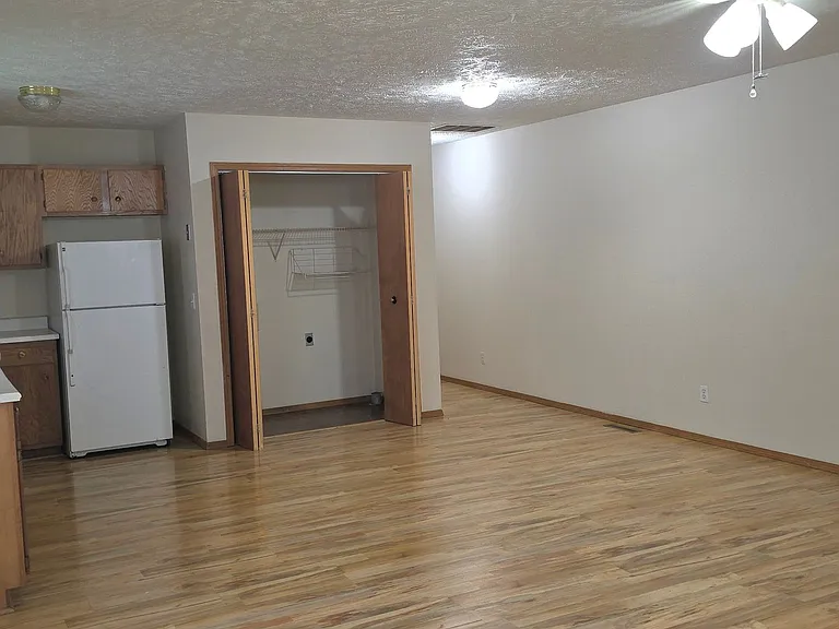 1616-1618 W Lombard St #A/B — Photo 9