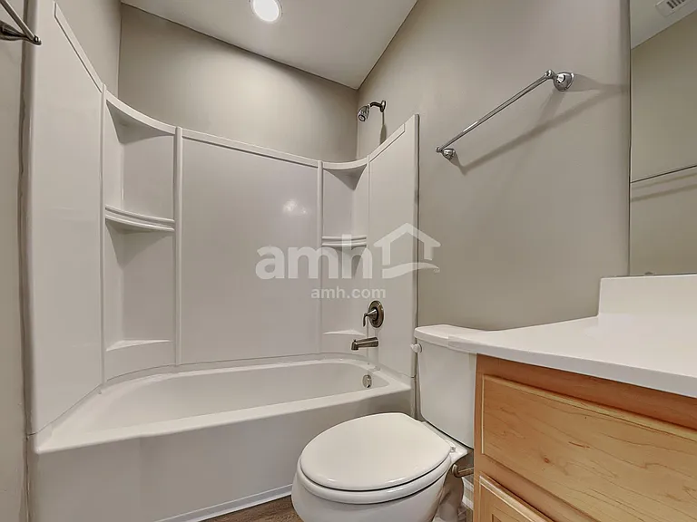 676 Classic Ln — Photo 17
