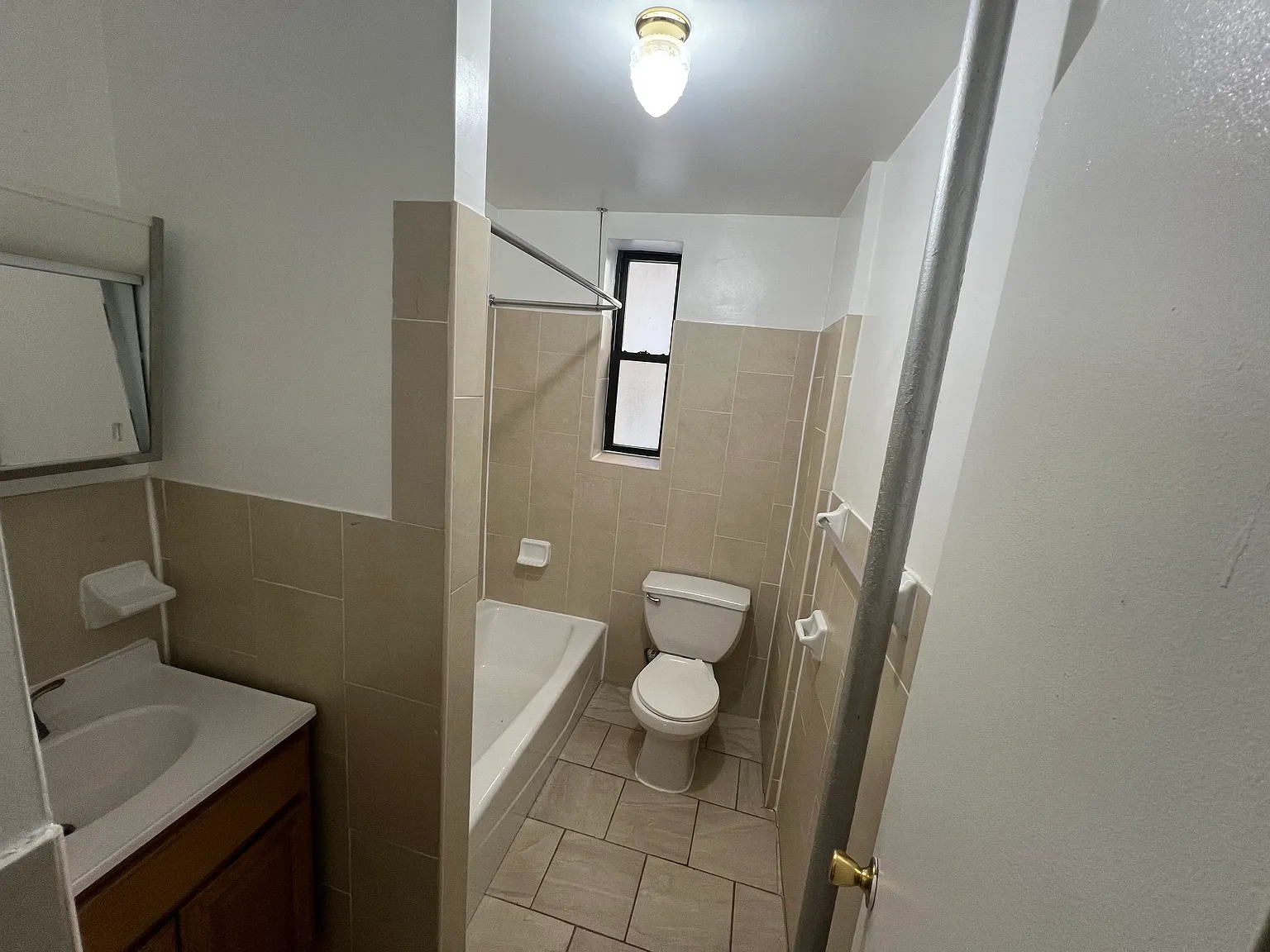 N Columbus Ave, Mount Vernon — Photo 3
