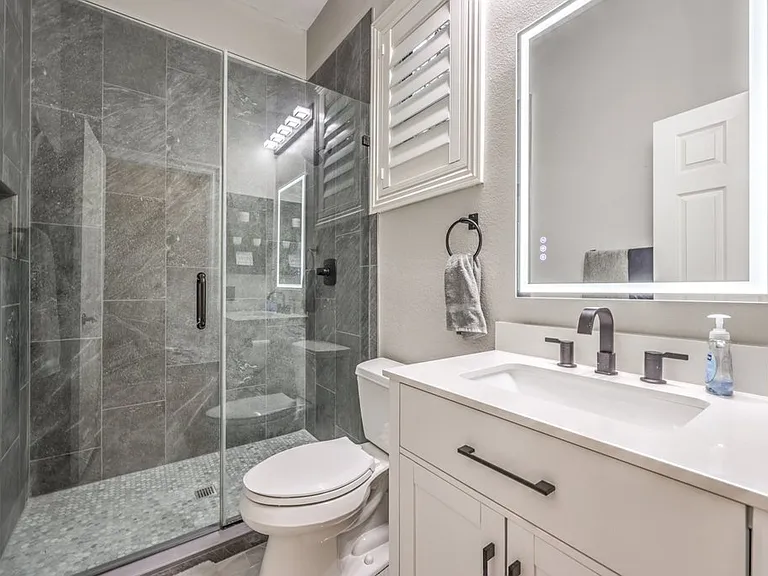 2849 Soaring Peak Ave — Photo 46