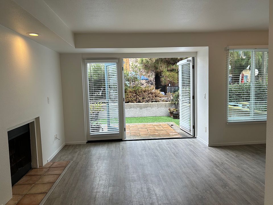 1st image of 725 Brighton Ct #A