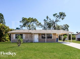 10727 Figtree Ct, Lehigh Acres, FL 33936