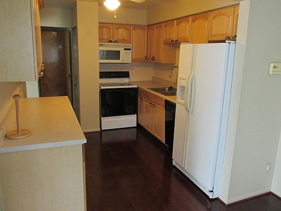 3rd image of 41807 Langley Dr