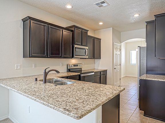 Kitchen - Harriet Rancho Valencia
