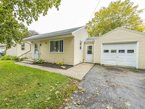 777 Blue Cut Rd, Newark, NY 14513