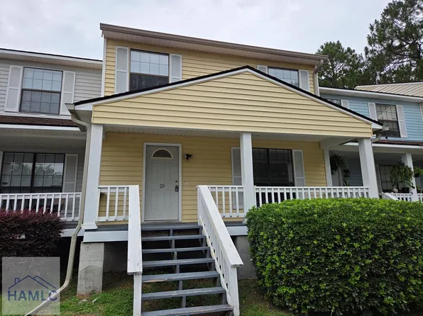 912 Pineland Ave APT 20, Hinesville, GA 31313