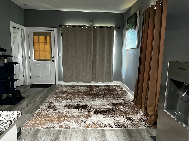 51 Hawthorne St SW — Photo 8