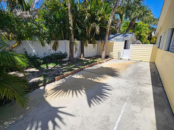 5th image of 1906 S Ocean Drive