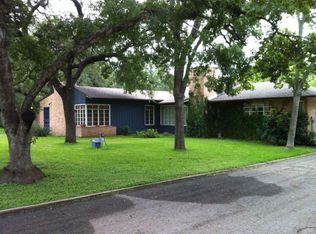 337 Benson Rd, Uvalde, TX 78801