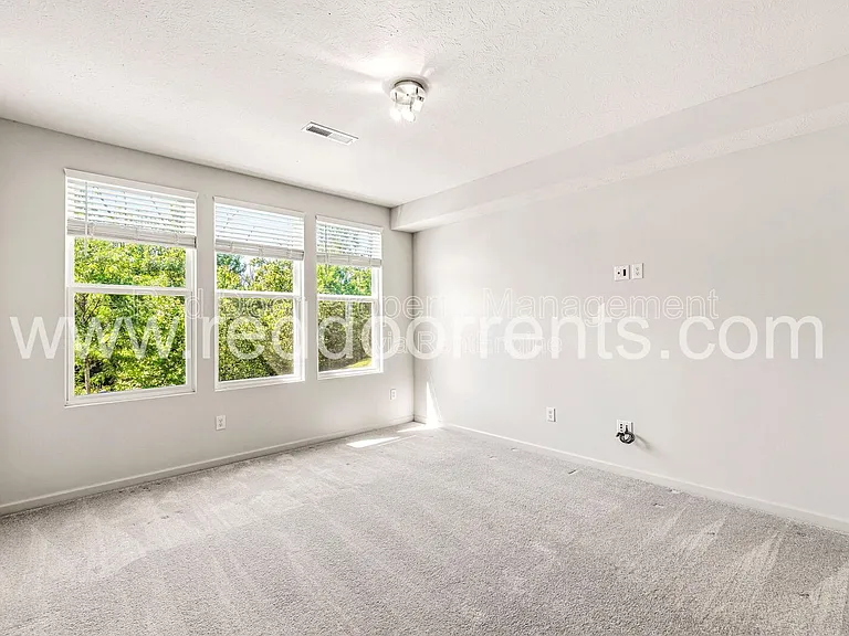 14177 Tenbury Way — Photo 12