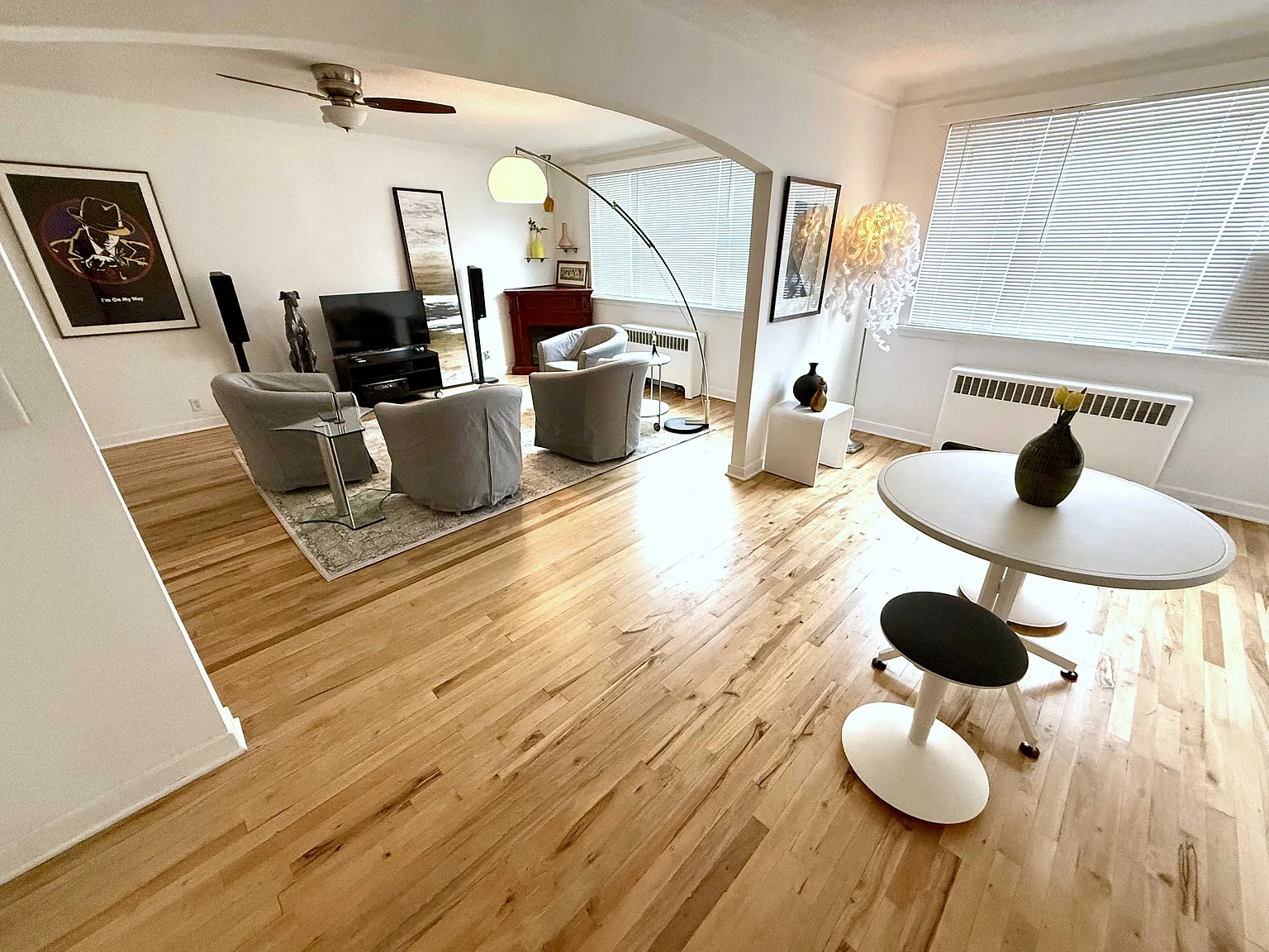1 bed, 820 sqft, $1,180 — Photo 3