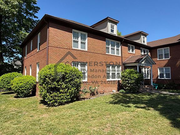 2nd image of 355 Highland Ave SW APT 1