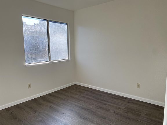 5th image of 5086 Wilder Dr APT 2