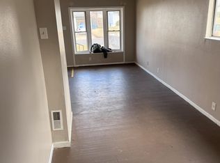 150 Grampian Rd, Saint Louis, MO 63137