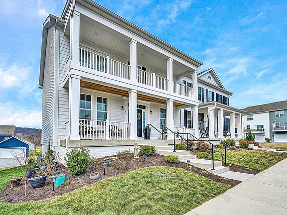 4th image of 46 Boxwood Ln