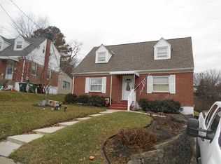 33 Pine Hill Dr, Highland Heights, KY 41076