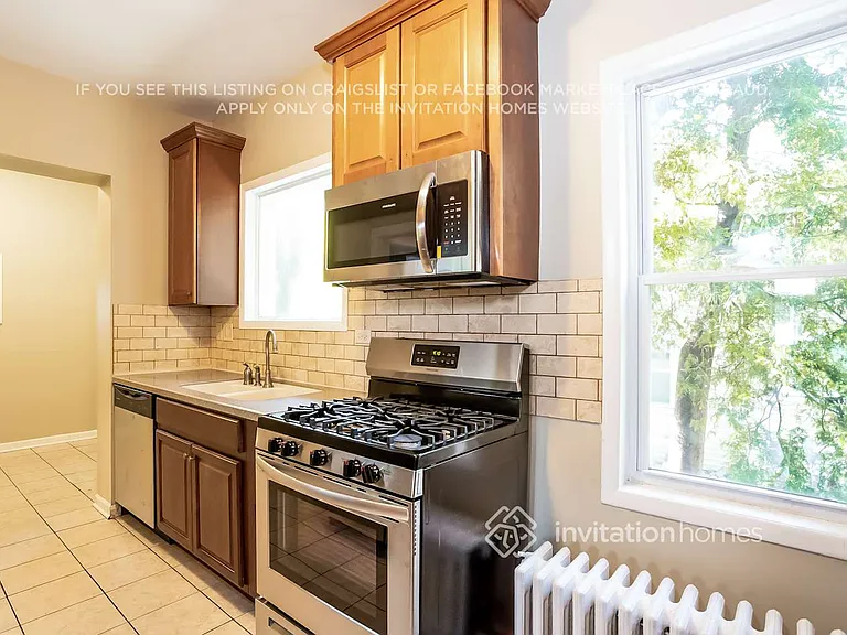 223 N Bierman Ave — Photo 8