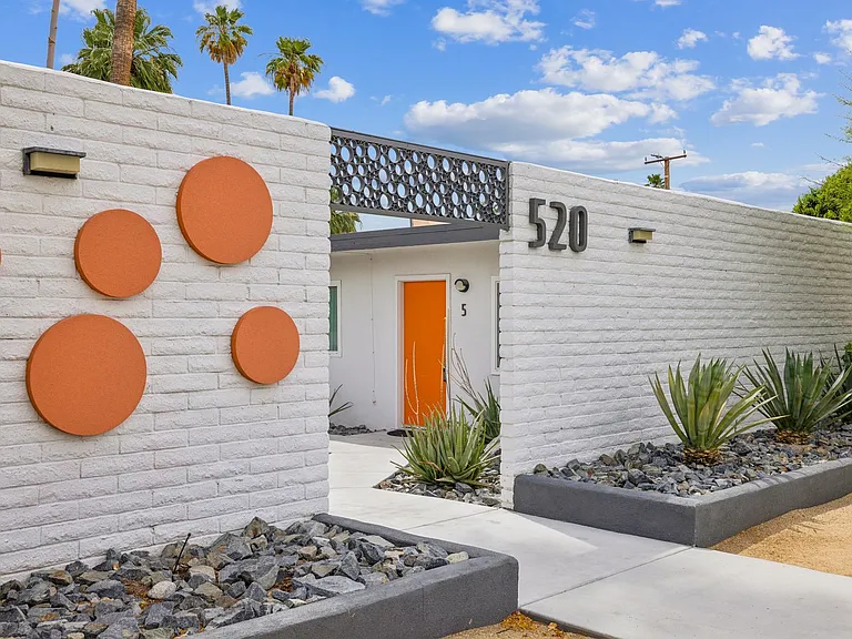 520 S. Desert View Drive — Photo 33