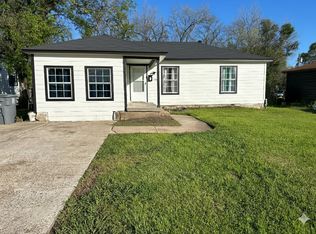 2445 Hudspeth Ave, Dallas, TX 75216
