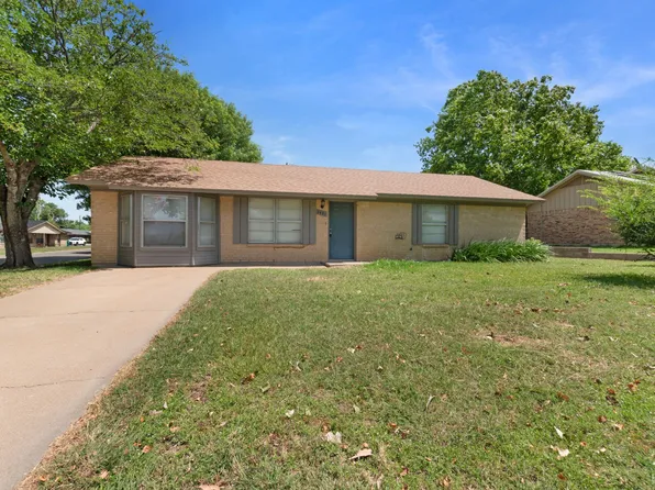 3401 Jewell Dr, Gatesville, TX 76528
