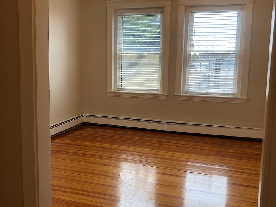 16 Newhall St Lynn, MA, 01902 Apartments for Rent Zillow