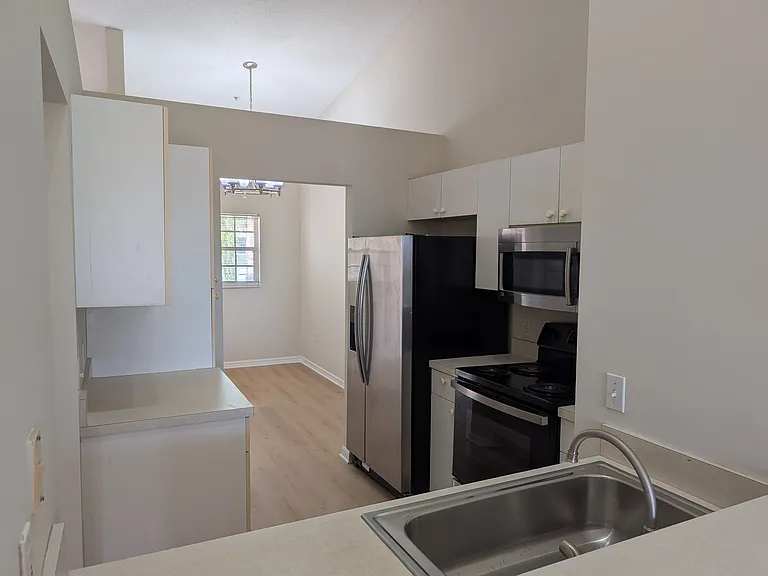 4240 Central Sarasota Pkwy #624 — Photo 4
