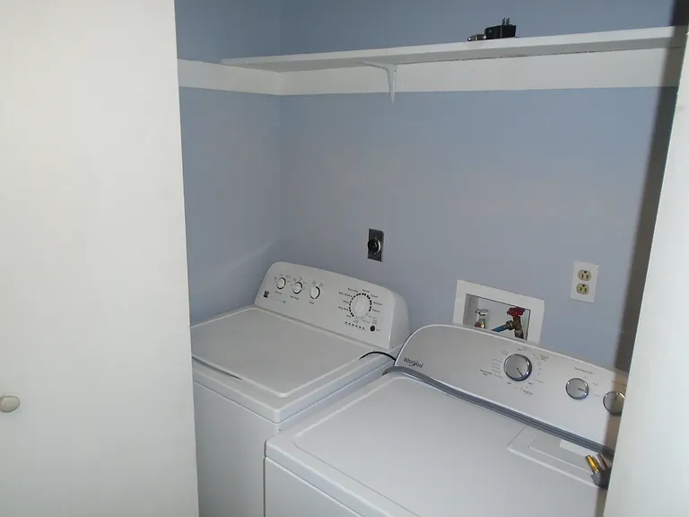 119 Saint John St — Photo 13