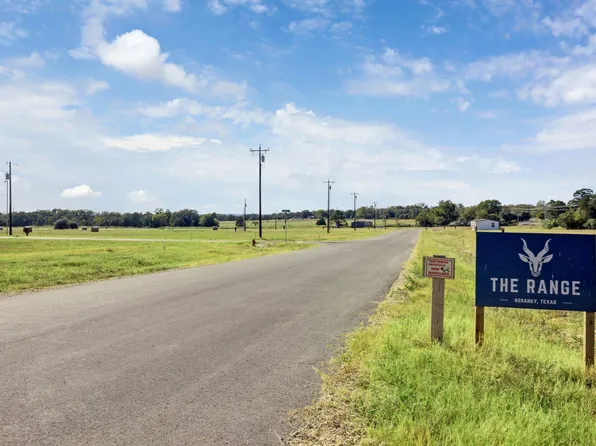 105 Nyala Ln, Dale, TX 78616