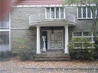 723 Pennsylvania Ave, Roseto, PA