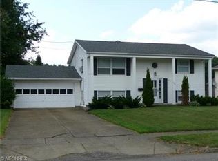 922 Nancy Ave, Niles, OH 44446