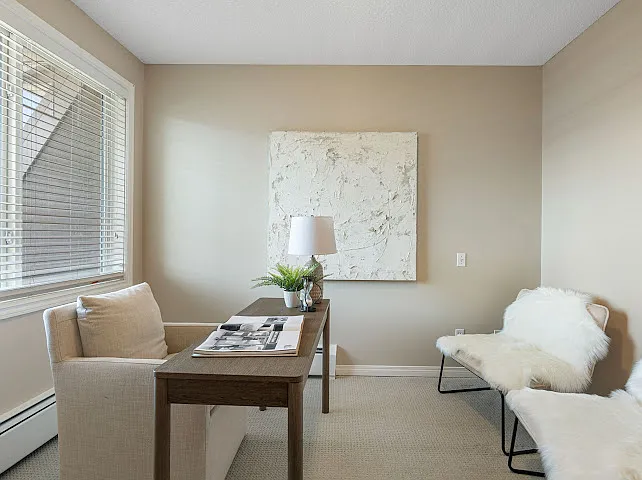 2422 Erlton St SW — Photo 19