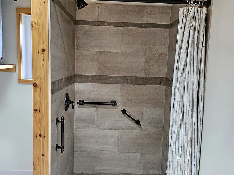 1st Floor Shower