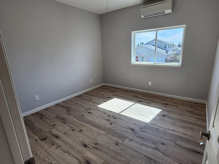 3422 Santiago Dr — Photo 23