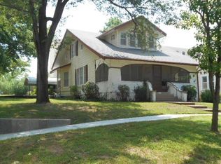 400 S 8th St, Independence, KS 67301