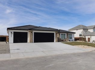 6214 S Sonic Dr, Saint George, UT 84790