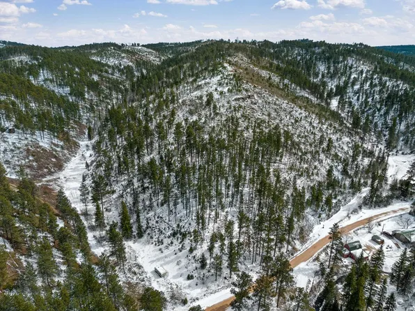 21076 Two Bit Rd, Sturgis, SD 57785