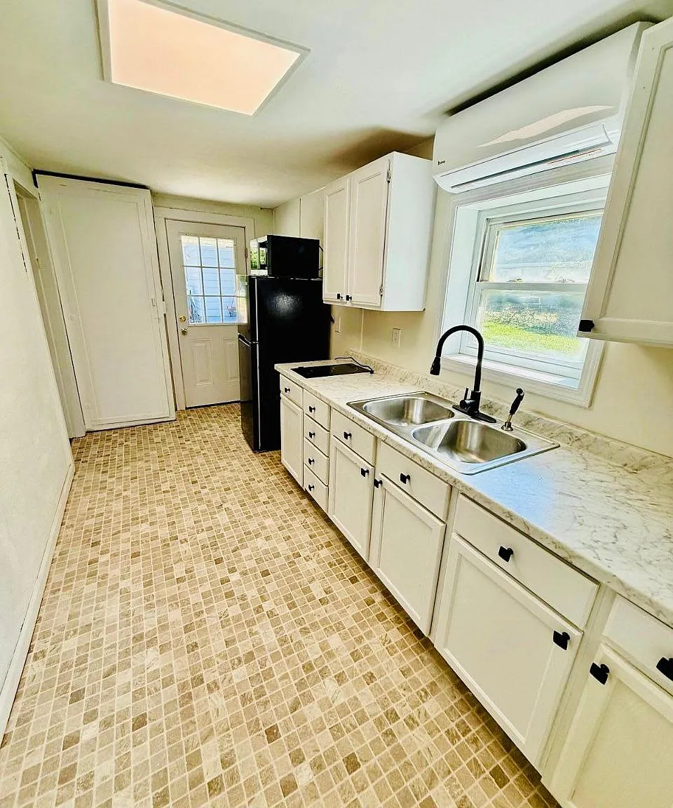 7304 Kentucky Ave — Photo 2