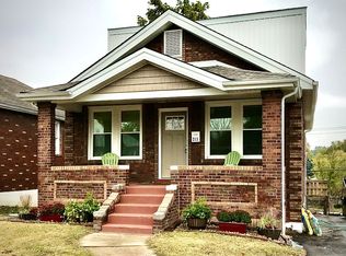 213 Emerling Dr, Saint Louis, MO 63121