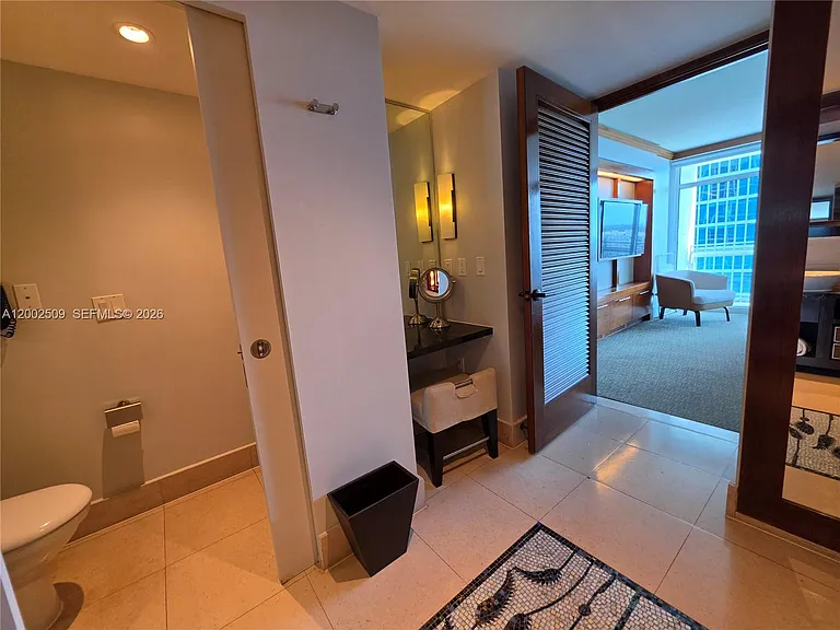 6801 Collins Avenue Legal #1014-1004 — Photo 15