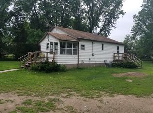 1632 Erie Dr, Dakota City, NE 68731
