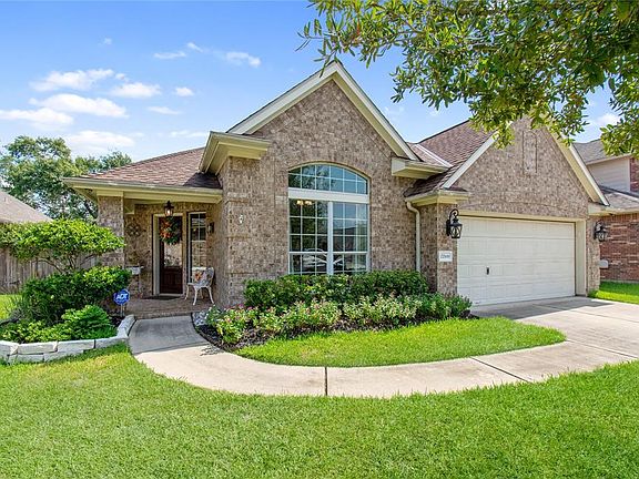 3rd image of 22410 Miramar Crest Dr