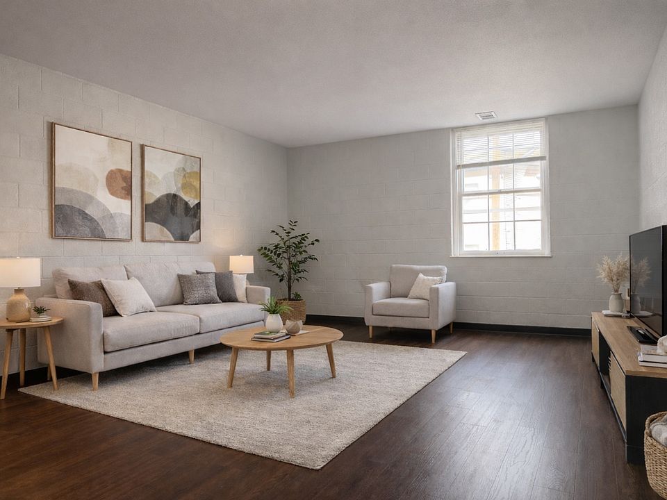 1st image of 1743 Culbertson Ave #113